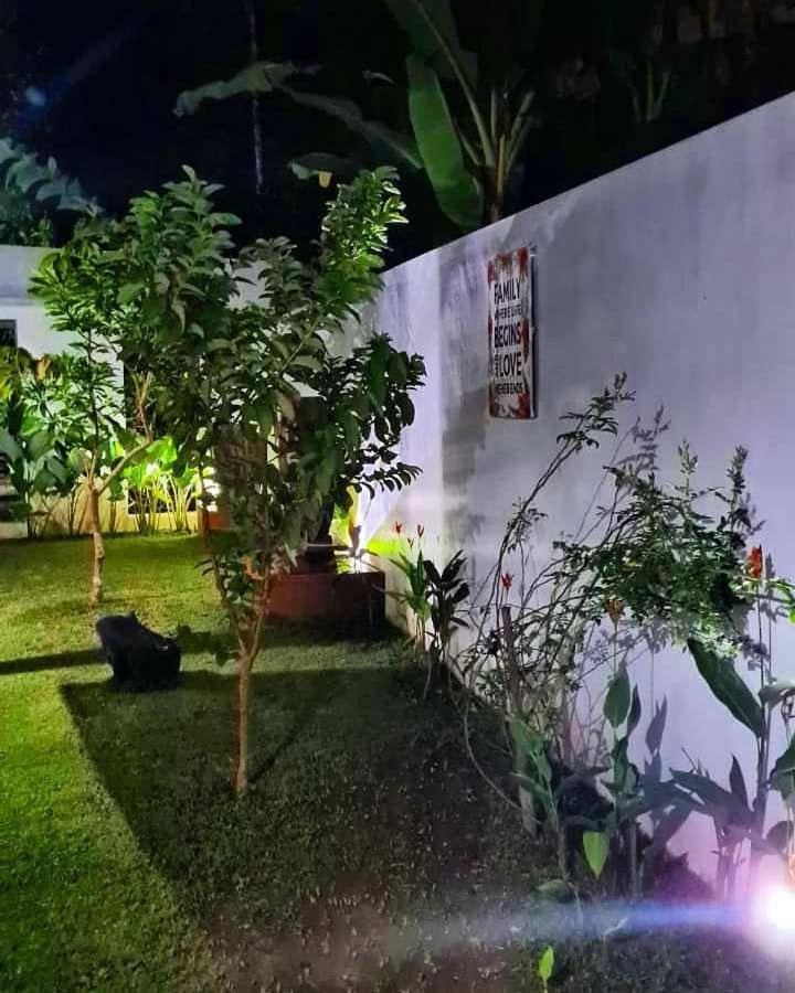 King'S Home Villa Bantul Extérieur photo